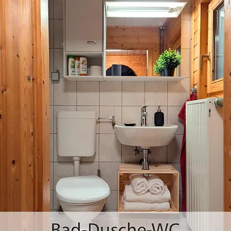 Vakantiehuis Wichtelhaisl Rittersgruen Im Erzgebirge - Entspannen Im Froehlichen Tiny House - Umzaeunter Naturgarten-hunde Willkommen-ebike Und Elektroauto Laden *