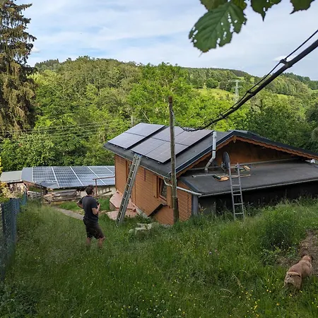 Wichtelhaisl Rittersgruen Im Erzgebirge - Entspannen Im Froehlichen Tiny House - Umzaeunter Naturgarten-hunde Willkommen-terrasse-elektroauto Laden * Arnoldshammer